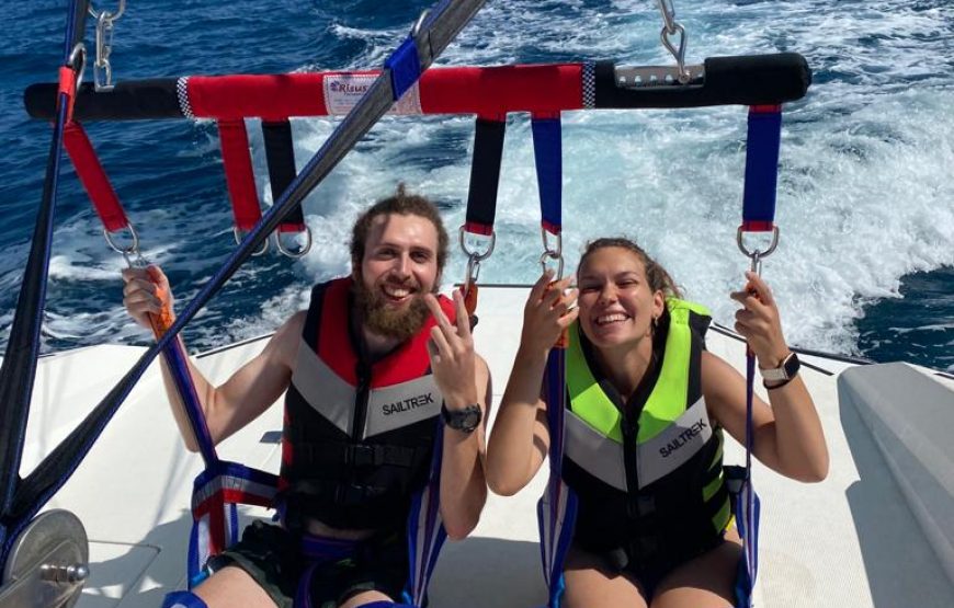 Vivi la Riviera del Conero dall’Alto con il Parasailing