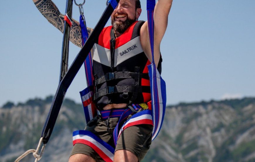 Vivi la Riviera del Conero dall’Alto con il Parasailing